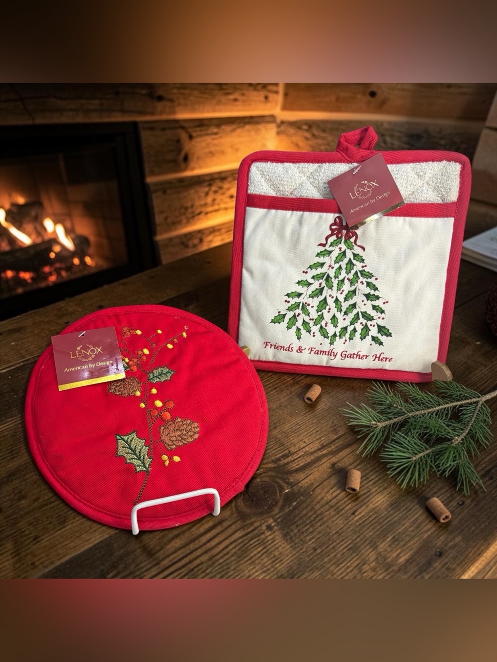 2 Lenox Christmas Pot Holders Hot Pads Fabric Embroidered Winter Song Holly Pine